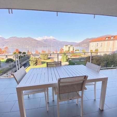 Appartamento Palazzo Di Vetro Луино Экстерьер фото
